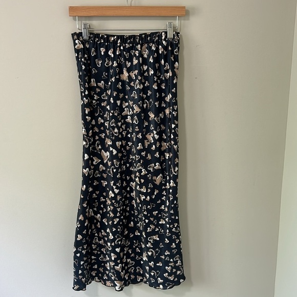 Free People Kendall Satin Slip Midi Skirt Hearts Slip On Valentine Sz XS - Picture 6 of 14